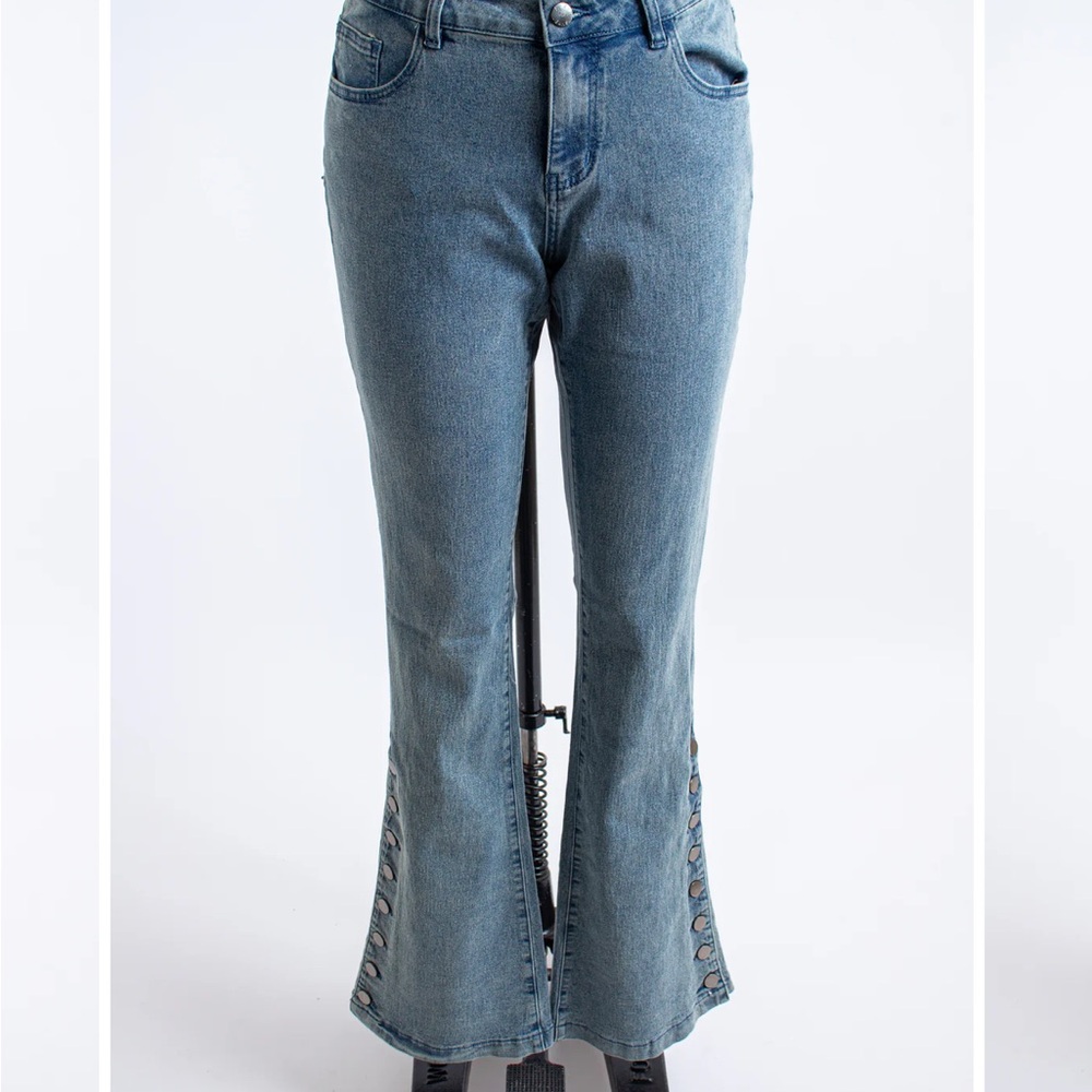 A.Z.I. Jeans